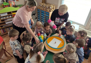 Dzieci i nauczyciele wsparli WOSP