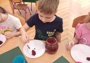 Wiewiórki- program ZDROWO ROŚNIEMY- burak!