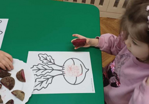 Wiewiórki- program ZDROWO ROŚNIEMY- burak!