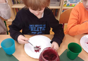 Wiewiórki- program ZDROWO ROŚNIEMY- burak!