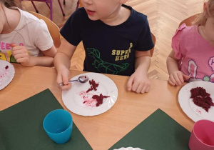 Wiewiórki- program ZDROWO ROŚNIEMY- burak!