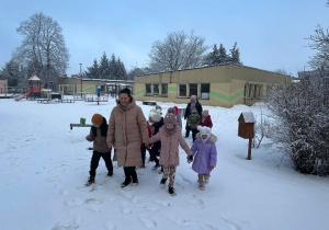 Wiewiórki- MAŁY EKSPERYMENTATOR- obserwacje przyrody!