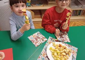 Wiewiórki- program ZDROWO ROŚNIEMY- jabłko!