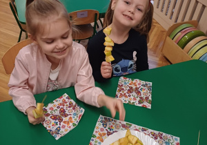 Wiewiórki- program ZDROWO ROŚNIEMY- jabłko!