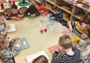 Tydzień Dinozaurów w grupie Ślimaczki!