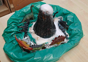 Tydzień Dinozaurów w grupie Ślimaczki!