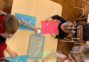 Tydzień Dinozaurów w grupie Ślimaczki!