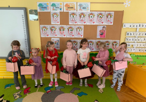 Dzień Kobiet w grupie „Mróweczki”!