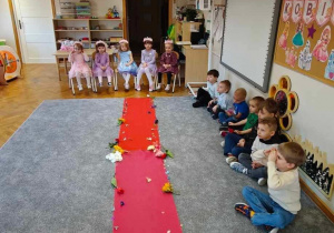 Dzień Kobiet w grupie "Ślimaczki"!