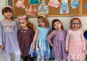 Dzień Kobiet w grupie "Ślimaczki"!