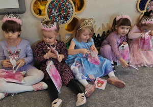 Dzień Kobiet w grupie "Ślimaczki"!