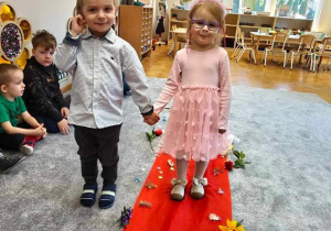 Dzień Kobiet w grupie "Ślimaczki"!