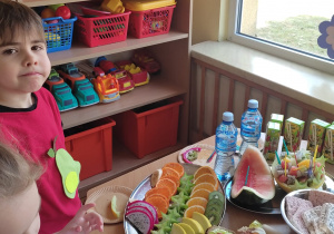 Klara i Jan z grupy "Jeżyki" na Międzyprzedszkolnym Konkursie Piosenki!