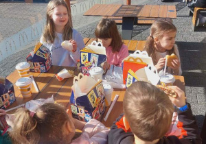 Dzień Kobiet w grupie "Wiewiórki"!