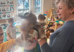 Wiewiórki- zajęcia z wykorzystaniem pacynek!