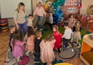 Dzień Kobiet w grupie "Niedźwiadki"!