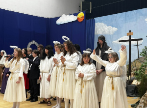 "Jeżyki" na przedstawieniu wielkanocnym w SOS-W w Łowiczu!