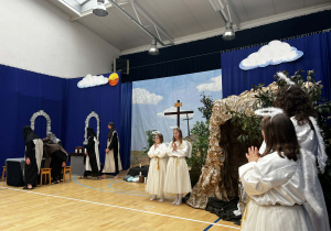 "Jeżyki" na przedstawieniu wielkanocnym w SOS-W w Łowiczu!