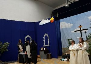 "Jeżyki" na przedstawieniu wielkanocnym w SOS-W w Łowiczu!