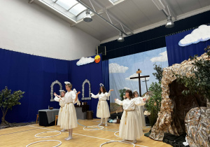 "Jeżyki" na przedstawieniu wielkanocnym w SOS-W w Łowiczu!