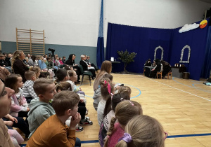 "Jeżyki" na przedstawieniu wielkanocnym w SOS-W w Łowiczu!