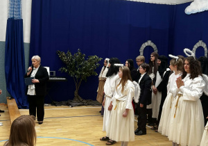 "Jeżyki" na przedstawieniu wielkanocnym w SOS-W w Łowiczu!