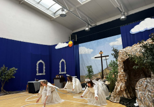 "Jeżyki" na przedstawieniu wielkanocnym w SOS-W w Łowiczu!