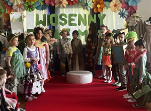 Wiosenny pokaz mody w naszym przedszkolu!