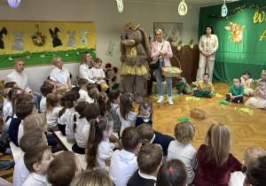 Przedstawienie wielkanocne "Ślimaczków"!