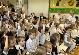 Przedstawienie wielkanocne "Ślimaczków"!