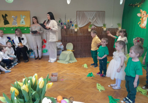 Przedstawienie wielkanocne "Ślimaczków"!