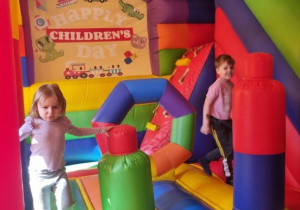 "Ślimaczki" w Fabryce Zabawy w Mysłakowie!