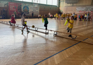"Mróweczki" i "Sówki" na Międzyprzedszkolnej Olimpiadzie Sportowej organizowanej przez OSiR w Łowiczu!