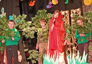 Wiewiórki w Szkole Pijarskiej w Łowiczu na przedstawieniu!