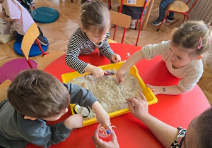 Tydzień dinozaurów w grupie Niedźwiadki!