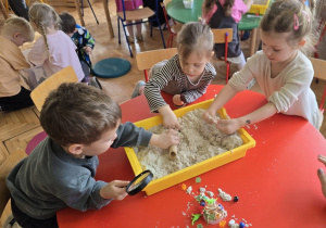 Tydzień dinozaurów w grupie Niedźwiadki!