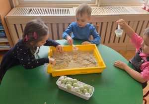 Tydzień dinozaurów w grupie Niedźwiadki!