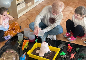 Tydzień dinozaurów w grupie Niedźwiadki!