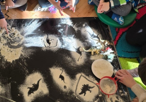 Tydzień dinozaurów w grupie Niedźwiadki!