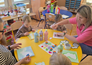 Niedźwiadki- przygotowania do kiermaszu!