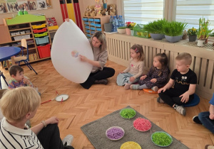 Wielkanocna lekcja ciszy Niedźwiadków!