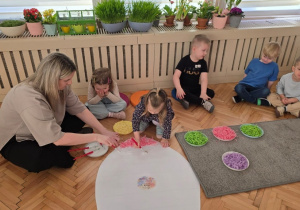 Wielkanocna lekcja ciszy Niedźwiadków!