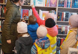 W świecie książek- Wiewiórki w Empiku!