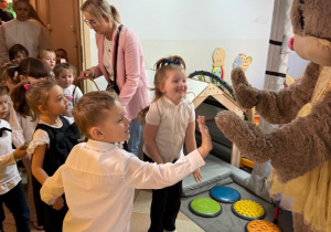 Wielkanocne spotkania dzieci z Zajączkiem!