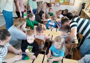 PROJEKT "RODZICE PRZEDSZKOLAKAMI"- zajęcia otwarte ŚLIMACZKI!