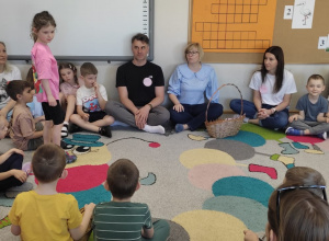 PROJEKT "RODZICE PRZEDSZKOLAKAMI"- zajęcia otwarte JEŻYKI!