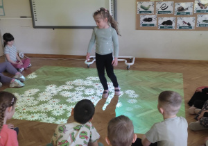 Zabawy ,,Jeżyków" z Smart Floor!