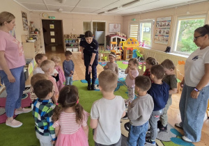 Pani Policjantka w Niedźwiadkach!