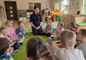 Pani Policjantka w Niedźwiadkach!