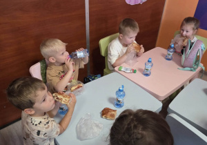 Mróweczki i Ślimaczki z okazji Dnia Przedszkolaka ruszyły na podbój Świata Dziecka w Sochaczewie!